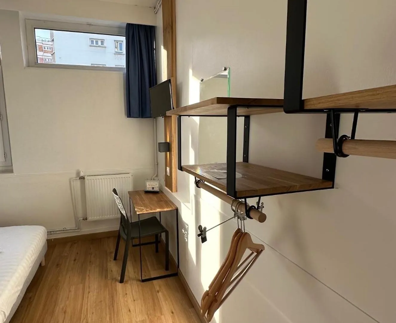 Cis Maurice Ravel Hotel