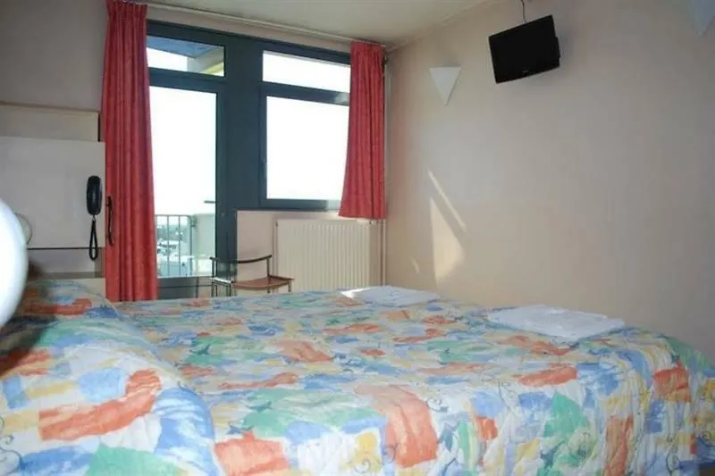 Cis Maurice Ravel Hotell 2*
