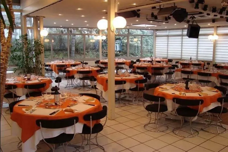 Cis Maurice Ravel Hotell 2*