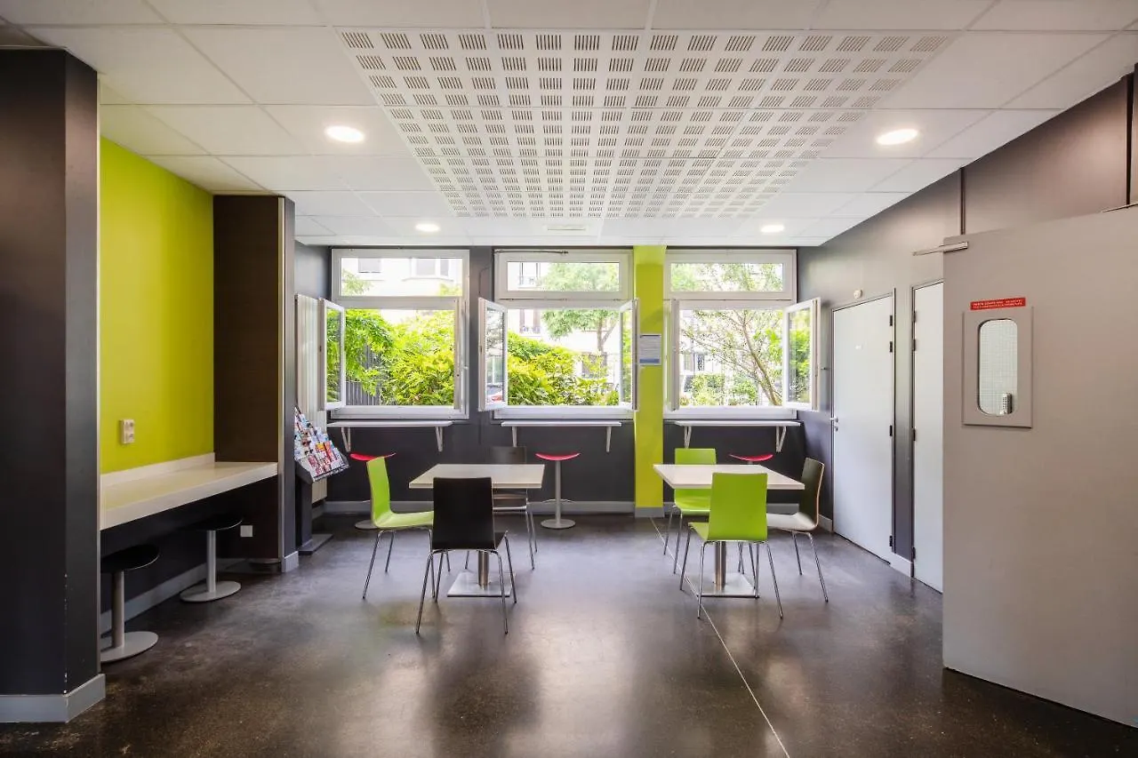 Hotel Cis Maurice Ravel Parigi